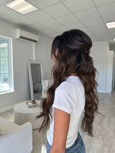 #halfuphalfdown #hairstyles #halfuphalfdownhairstyle #halfuphalfdownhair #bridalhairstyle #hairstyles #hairstylesforlonghair #weddinghair #weddinghairstyle Half Up And Half Down Bridal Hair, Hairstyles Curled Down, Bridesmaid Hairstyles Dark Brown, Prom Hair Down Dark Hair, Bridal Hairstyles Half Up Half Down Brown Hair, Wedding Hairstyles Without Extensions, Down Hair Dos For Wedding, Bride Hair Down Tucked Behind Ears, Simple Hair Down Wedding Down Hairstyles