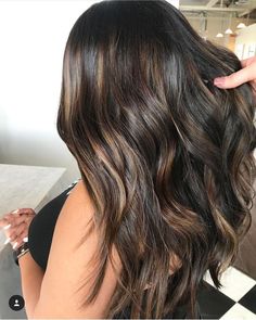 beach waves Partial Balayage, Candles Diy, Making Candles, True Winter, Caramel Highlights, Hair Done, Brown Balayage, Winter Hair, Hair Color And Cut