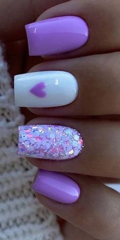 From Idea nails Summer Nail Ideas, Broken Nails, Fancy Nails Designs, Glitter Gel Nails, Colorful Nails, Nails Design With Rhinestones, Cute Gel Nails, Short Acrylic Nails Designs, Nail Designs Glitter