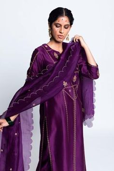 Shop for Label Earthen Purple Chanderi Silk Kurta Set for Women Online at Aza Fashions Label Earthen, Silk Kurta Set, Kurta Set For Women, Embroidered Motifs, Silk Kurta, Embroidered Dupatta, Kurta With Pants, Silk Organza, Kurta Set