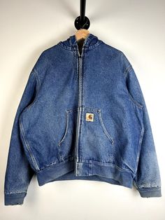 Condition Any Flaws Are Shown In Photos. All items are vintage or used so general wear signs are possible. Measurements Pit to Pit: 27" Length: 26" Size Tag: XL Any questions? Feel free to shoot us a message! We ship within 1-2 days of purchase. **ALL SALES ARE FINAL** Carhartt Fleece, Size Tag, Hooded Jacket, Mens Jackets, Jackets & Coats, Feel Free, Mens Outfits, How To Wear, Clothes