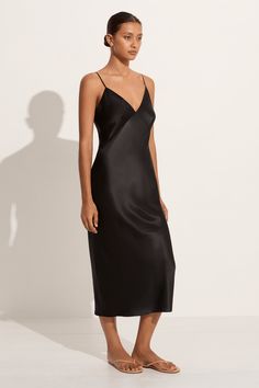 The epitome of luxury, this bias cut slip dress features a low back and adjustable straps. Crafted from the finest silk. Delivered in Olivia Von Halle's signature gift box. Olivia Von Halle, Raquel Allegra, Hair Fragrance, Satin Slip, Satin Slip Dress, Beautiful Gowns, Black Silk, Halle, Low Back