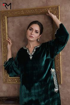 Velvet Pakistani Dress, Velvet Suit Design, Velvet Dress Designs, Designer Suit, Dress Neck Designs, Velvet Clothes, Dress Design Patterns, Sequin Embroidery, Pakistani Dress