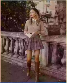 Preppy Style Outfits, Footwear Inspiration, Boots Target, Target Fashion, Target Boots, Fall Footwear, Fall Wardrobe Staples, Chic French Style, Shoes Fall