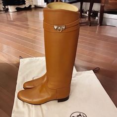 Authentic, Like New Tan/Brown Leather Boots From Hermes, No Longer Sold * Amazing Quality And Condition. No Imperfections Or Other Visible Flaws Eu 35.5, Us Women’s 5.5 Jumping Boots, Hermes Shoes, Brown Leather Boots, Shoes Heels Boots, Tan Brown, Shoes Women Heels, Leather Boots, Brown Leather, Shoes Heels