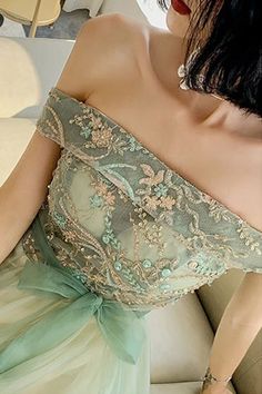 Off the Shoulder Sage Green Tulle Formal Dress Fey Court, Sage Green Gown, Sage Green Wedding Dress, Sage Green Prom Dress, Green Prom Dress Long, Tulle Formal Dress, Fancy Attire, Taylor Wedding, Prom Dresses Off The Shoulder