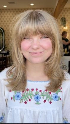 60s Curtain Bangs, Late 60s Hair, 60s Midi Haircut, 60s Fringe Hair, 60s Midi Cut, 60s Shag, 60s Mod Hair, 60s Haircut, 60s Bangs