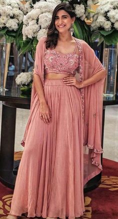 Indowestern Outfits For Engagement, Ladies Sangeet Outfit For Sister, Grooms Sister Wedding Outfit Indian, Engagement Guest Outfit Indian, Crop Top With Plazo And Jacket, Festival Outfits Indian, Party Wear Lehenga Pakistani, Decent Outfits For Women, Indowestern Outfits For Sangeet