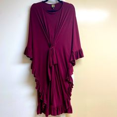 Brand New! Gorgeous Merlot Color No Returns Chic Burgundy Midi Dress For Summer, Chic Red Maxi Dress For Daywear, Spring Burgundy Flowy Dress, Spring Burgundy Dress For Brunch, Flowy Burgundy Dress For Spring, Burgundy Dress For Spring Brunch, Chic Burgundy Midi Dress For Spring, Summer Burgundy Dress For Brunch, Flow Dress