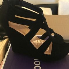 Top Moda Women Wedge Shoes 4 Inches Wedge , Brand New In Box Zipper Back Enclosure . Suede Material Great For The Summer Women Wedge Shoes, Shoes Black Women, High Wedge Shoes, Tan Wedge Sandals, White Wedge Sandals, Wedge Shoe, Sparkle Shoes, Top Moda, White Wedges