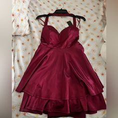 Size 9/10 Juniors City Studio Never Worn Nwt Halter Top Formal Dress Fitted Burgundy Dress For Homecoming, Burgundy Fitted Homecoming Dress, Sleeveless Burgundy Holiday Dress, Burgundy Sleeveless Holiday Dress, Red Satin Lined Dresses, Burgundy Satin Dress For Night Out, Pink Cocktail, Halter Top Dresses, Pink Cocktail Dress