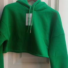 Made In Italy Cropped Hoodie Nwt Trendy Green Hoodie Sweatshirt, Green Hoodie With Ribbed Cuffs For Spring, Green Trendy Winter Hoodie, Trendy Green Hooded Sweatshirt, Green Spring Sweatshirt With Adjustable Hood, Green Trendy Sweatshirt With Drawstring Hood, Green Sweatshirt With Adjustable Hood For Spring, Spring Green Hoodie With Adjustable Hood, Green Hoodie With Adjustable Hood For Spring