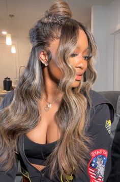 Half Up Half Down Ombre Hair Black Women, Half Up Half Down Bang, Ombre Hair Black Women, 2025 Hair Trends For Women, Ombre Hair Black, Deepwave Wig, Pretty Wigs, Black Hair Inspiration, Hair Black Women