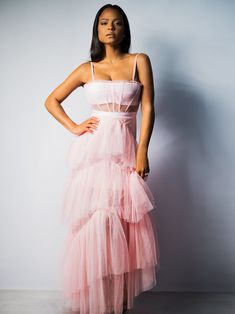 Tool Dress, Dress Feathers, Beach Gowns, Dream Prom Dress, Pink Tulle Dress, Gala Outfit, Holiday Stories, Tulle Maxi Dress, Wardrobe Makeover