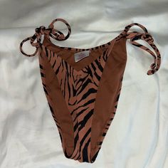 Never Used. Brand New Without Tags. From Target Size Xs Leopard Print Triangle Top Swimwear For Beach Season, Cheetah Swimsuit, Vacation Tiger Print Beachwear Swimwear, Tiger Swimsuit, Tiger Print Swimsuit, Bandeau Swimsuit, Nike Tennis Dress, Womens Tie, Tennis Dress