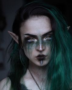 Dark Fae Ren Faire, Dark Elf Cosplay Makeup, Dark Ren Faire Makeup, Dark Elf Costume Makeup, Dark Forest Fairy Makeup, Dark Elf Costume Halloween, Dark Elf Halloween Costume, Dark Fae Cosplay, Fae Halloween Costumes