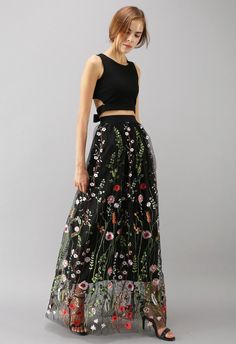 Black Maxi Skirt Outfit, Dark Bohemian, Maxi Skirt Pattern, Mesh Maxi Skirt, Princess Vibes, Colorful Florals, Goth Fairy, Maxi Lace Skirt, Tulle Tutu Skirt