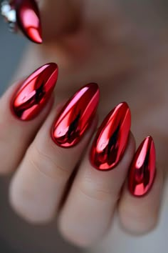 15 Chrome Nails for Summer Ideas You Need to See Summer Chrome Nails, Nails Metallic, Red Chrome Nails, Summer Nails Ideas, Nails For Summer, Chrome Nail Powder, Red Manicure, Chrome Nail