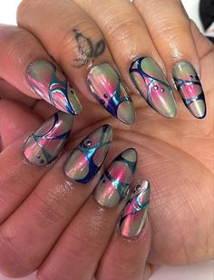 Dark Maximalist Nails, Magenta Aura Nails, Cyberpunk Aesthetic Nails, Crystal Inspired Nails, Blue And Green Aura Nails, Green And Purple Nails, Trippy Chrome Nails, Almond Nails Pink, Bubble Nails