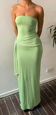 Wedding Guest Dress Formal, Party Dress Wedding, Long Party Dress, Prom Dress Stores, Dress Wedding Guest, Party Dress Long, Looks Style, Lookbook Outfits, Dress Wedding