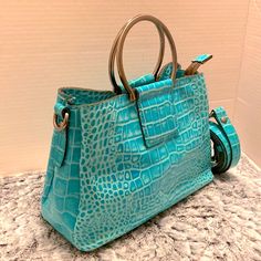 Patricia Nash Empoli Leather Aqua Crossbody Bag Purse Nwot! Firm Price! Dimensions: 10"(W) X 7 1/2"(H) X 4 3/4"(D) Strap Drop: 21-24" Handle Drop: 3 1/2" Comes From A Non-Smoking Home At Free. The Strap Is Adjustable So You Can Use It For A Shoulder Bag Satchel Also. If You Have Any Questions, Please Ask . Italian Bags, Crossover Bags, Italian Leather Bags, Floral Bags, Leather Floral, Frame Bag, Leather Handbags Crossbody, Crossbody Wallet, Blue Leather