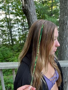 Hair Wraps Diy, Hair Wraps Short Hair, Hair Wraps Thread Tutorial, Braided Hairstyles Extensions, Hair Wraps Thread Ideas, Hippie Hair Wraps, Hair Wrap Ideas, Hair Braid Wrap