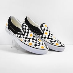 Vans Unisex Slip-On Sneakers Style Classic Slip-On Checkerboard Flowers Sz B12 /13.5 W Color Black White Orange Materials Canvas New Out Of Box Delivery The Same Or The Next Day *** Reach Out With Any Questions!!! #071723-00sm3452234m Black Slip-on Skate Shoes For Spring, Spring Slip-on Skate Shoes For Streetwear, Spring Streetwear Slip-on Skate Shoes, Custom Black Sneakers With Rubber Sole For Spring, Vans Low-top Sneakers For Summer, White Skate Shoes For Summer Streetwear, Black Low-top Slip-on Sneakers For Summer, Vans White Slip-on Sneakers With Rubber Sole, White Custom Sneakers For Summer Streetwear