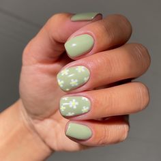 Cute Simple Nails, Green Nail Designs, Green Nail, Shellac Nails, Dipped Nails