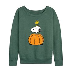 She will love showing off her style with this Women's Peanuts Snoopy & Woodstock Pumpkin Pullover. FEATURES Long sleeves ScoopneckFABRIC & CARE Cotton/Polyester Machine wash Imported Size: Xxl. Color: Heather Green. Gender: female. Age Group: adult. Fall Cartoon Print Tops For Loungewear, Green Cartoon Print Top For Fall, Green Cartoon Print Tops For Fall, Relaxed Fit Cartoon Print Top For Fall, Green Cartoon Print Sweatshirt For Fall, Peanuts T Shirts, Trending Graphic Tees, Peanuts Snoopy Woodstock, Snoopy Woodstock