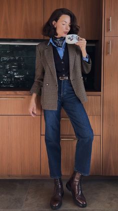 Mode Style Anglais, Looks Chic, Blazer Outfits, Autumn Outfit, Business Casual Outfits, Mode Inspiration, Outfit Casual