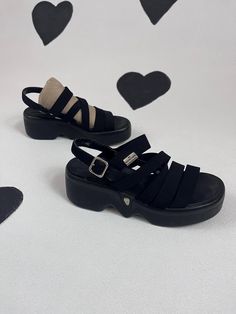 This is an amazing pair of vintage 90's strappy platform/flatform sandals.  They are in excellent vintage condition.  Marked a US size 7 M. They measure:  about 9.5" (24 cm) along the interior footbed The back platform heel height is about 2" (5cm) , the front platform is about 1.5" (4cm)  xo Black Platform Sandals, Strappy Shoes, Flatform Sandals, Black Platform, Platform Heel, Platform Heels, Monster High, Platform Sandals, Wedge Shoes