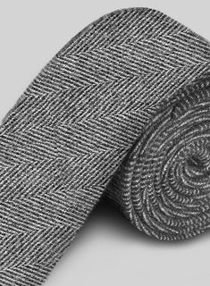 This pure wool Tweed Tie has been hand crafted with premium finish.   This tie would compliment your suits or blazers and will stand out with it's solid finish.   A must have for your neckwear collection that you won't find anywhere else.   Width at widest : 2.75 inches. Wool Suit, Suit Shop, Fabric Samples, Wedding Suits, Naples, Herringbone, Luxury Branding, Hand Crafted, Pure Products