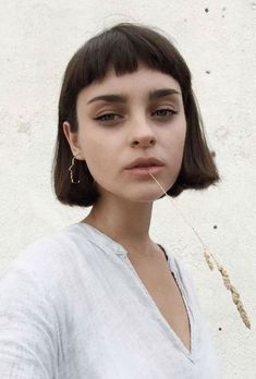 Androgynous Haircut, Baby Bangs, Trendy Haircuts, Trending Hairstyles, Short Hair With Bangs, Haircuts With Bangs, Medium Hair Cuts, Grunge Hair