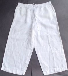 Talbots PLUS SIZE XL 100% LINEN WIDE LEG CROP PANTS DRAWSTRING WAIST 4 POCKET Wide Leg Capris With Pockets For Beach, Beach Pants With Pockets, Casual White Bottoms With Loosely Fitted Hips, White Plain Bottoms For Summer, Plain White Summer Bottoms, Casual Solid Color Linen Capris, Casual Pull-on Style Capris, White Tapered Leg Bottoms With Loosely Fitted Hips, Beach Tapered Leg Pants With Pockets