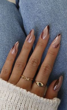 Fall Almond Nails, Unghie Sfumate, Simple Fall Nails, Fall Acrylic Nails, Almond Nails Designs, Almond Acrylic Nails, Brown Nails