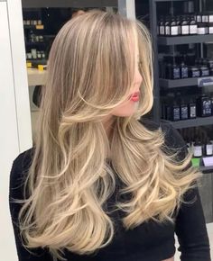 Professional Blowout, Baby Blonde Hair, Blonde Layered Hair, Beige Blond, Dyson Hair, Summer Blonde Hair, Ombre Blond, Bronde Balayage, Dyson Airwrap