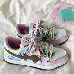 Material: Vegan Leather Trendy Green Sneakers For Spring, Trendy Green Sneakers, Cute Green Sneakers For Spring, Pastel Heart Aesthetic, Grunge Aesthetic Shoes, Painting Sneakers, Aesthetic Sneakers, Kawaii Heart, Kawaii Swimsuit