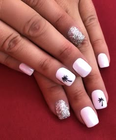 Vacation Pedicure Beach, Key West Nail Ideas, Carribean Cruise Nail Ideas, White Beach Nails, Vacation Nails White, Beach Theme Nails, Nail Themes, Mexico Nails, Vacation Nail Designs