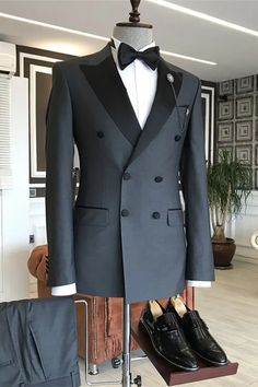 Clare Deep Gray Peaked Lapel Double Breasted Close Fitting Business Suits Black Men Suits, Groomsmen Fashion, Stylish Mens Suits, Double Breasted Tuxedo, Suit Tuxedo, Suits Men Business, Classy Suits, Black Men Street Fashion, Business Suits