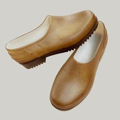 Garden Smock, Pantry Gifts, Dutch Clogs, Decision Fatigue, Crunchy Moms, French Workwear, Garden Clogs, Gardening Outfit, London Shoes