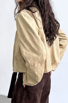 Women's Motorcycle Crop Suede Jacket
Features：

 	Product ID:SJ0076
 	Material:Polyester,Elastane
 	Season:Spring,Autumn,Winter
 	Color:Khaki

Size Chat： Suede Jacket Women, Suede Blazer, Winter Pattern, Men Suede, Standing Collar, Suede Coat, Cargo Jacket, Collared Coat