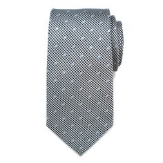 Diseñada con un equilibrio perfecto de simplicidad y calidad, esta corbata presenta un patrón tradicional de espiga en blanco y negro.  El patrón de punto azul bebé agrega un toque de color sutil y complementario, haciendo que el diseño general sea simple y llamativo.  Nuestra corbata mantendrá su forma y mantendrá un nudo perfecto gracias a la duradera y suave 100% Seda.  Una corbata versátil que se puede vestir con un traje o mantenerla informal con jeans y un blazer. Classic Polka Dot Ties For Business, Polka Dot Standard Tie For Business, Formal Polka Dot Standard Tie, Business Polka Dot Ties, Polka Dot Standard Tie For Formal Occasions, Elegant Polka Dot Tie For Black Tie Events, Polka Dot Ties For Black Tie Occasions, Polka Dot Ties For Black Tie Events, White Herringbone