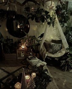 Room Bedroom Ideas, Goth Room, Cool Room Decor, Lighting Bedroom, Bedrooms Decor