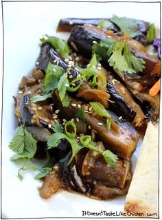 Sweet Korean Eggplant Korean Eggplant, Eggplant Vegan, Vegan Eggplant Recipes, Easy Korean Recipes, Vegan Eggplant, Vegetarian Gluten Free, Like Chicken, Korean Recipes