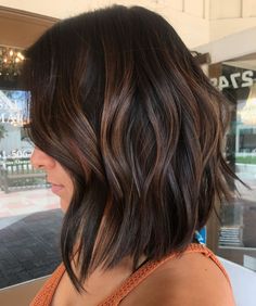 Choppy Cut, Highlights For Dark Brown Hair, Short Dark Hair, Brunette Balayage, Dark Hair With Highlights, Brown Balayage, Short Hair Balayage