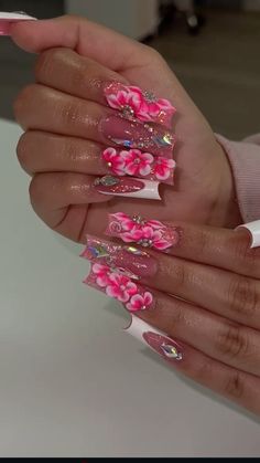 Beige Nails Design, Medium Nails, Hot Nail Designs, Fye Nails, Broken Nails, Beige Nails