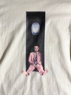 FREE SHIPPING OVER $100. Tag reads size S. We ship orders once a week. Please be aware our post office is closed on weekends. We try to be as transparent as possible with any potential flaws in the photos. Please use the zoom feature for more details. However, it is important to note that all items are used/vintage and may show signs of wear. We will not offer refunds or returns on any of our used/vintage items. @shopglorydays on all social media! 🛍 Www.glorydaysfinegoods.com 📬 All sales final Mac Miller Shirt, Mac Miller, Post Office, Vintage Items, Mac, Swimming, Social Media, Media, Signs