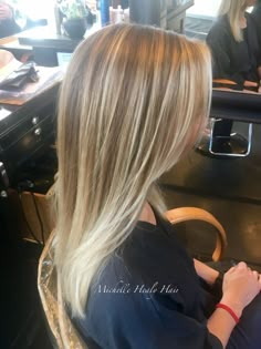 Cream Soda Blonde, Straight Homecoming Hairstyles, Straight Balayage, Balayage Hair Blonde Short, Baylage Hair, Balayage Straight Hair, Balayage Straight, Balayage Blond