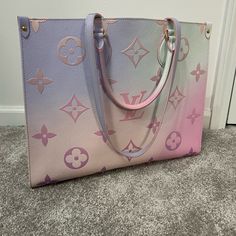 Louis Vuitton Pastel On The Go. No Rips, Stains, Or Tears. Perfect Condition. Luxury Purple Tote Bag, Designer Purple Bags, Suitcase Pink, Louis Vuitton Suitcase, Bags Louis Vuitton, Louis Vuitton Purse, Luxury Purses, Louis Vuitton Bags, Lv Bag