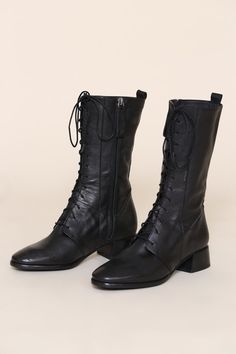 Classic Black Leather Lace-up Boots, Vintage Black High-top Lace-up Boots, Black Leather Lace-up Grunge Boots, Classic Black Lace-up Boots With Reinforced Heel, Combat Boots Aesthetic, Black Lace-up Boots With Reinforced Heel In Calf Leather, Wonderland Outfit, Intentionally Blank, Slingback Mules